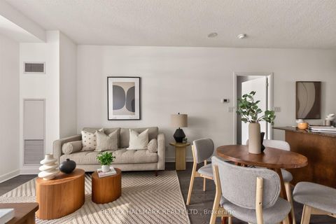 Photo 9 at 2211 - 18 Harbour Street, Waterfront Communities C1, Toronto