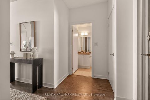 Photo 16 at 2211 - 18 Harbour Street, Waterfront Communities C1, Toronto