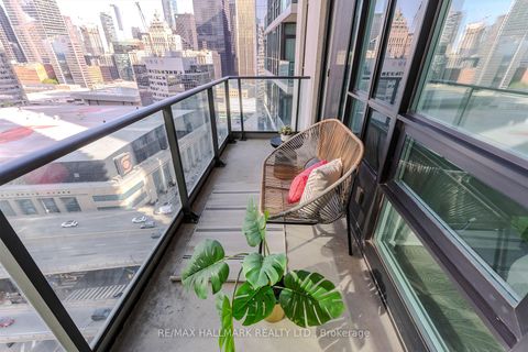 Photo 18 at 2211 - 18 Harbour Street, Waterfront Communities C1, Toronto