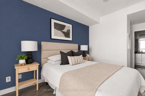 Photo 22 at 2211 - 18 Harbour Street, Waterfront Communities C1, Toronto