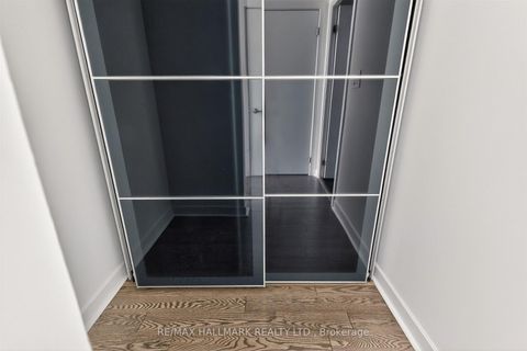 Photo 25 at 2211 - 18 Harbour Street, Waterfront Communities C1, Toronto