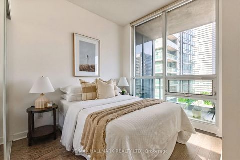 Photo 29 at 2211 - 18 Harbour Street, Waterfront Communities C1, Toronto