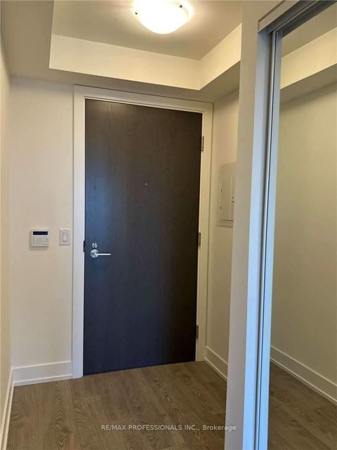 Photo 11 at 1527 - 5 Mabelle Avenue, City Centre West, Toronto
