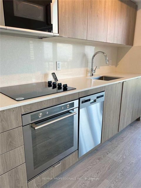 Photo 15 at 1527 - 5 Mabelle Avenue, City Centre West, Toronto