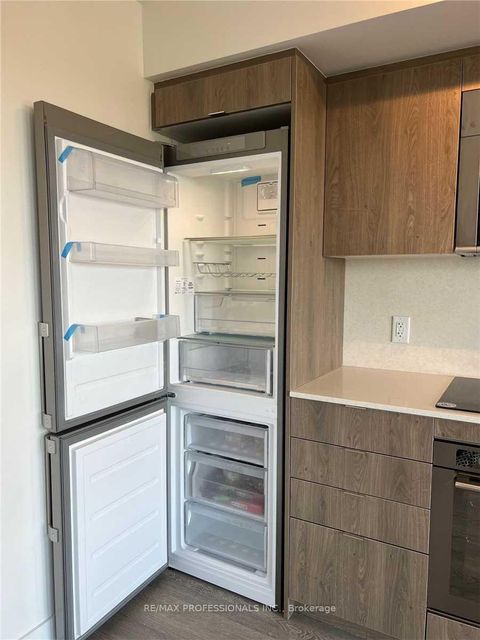 Photo 16 at 1527 - 5 Mabelle Avenue, City Centre West, Toronto