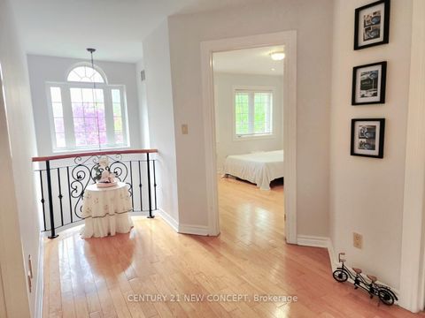 Photo 11 at 24 Abitibi Avenue, Newtonbrook East, Toronto