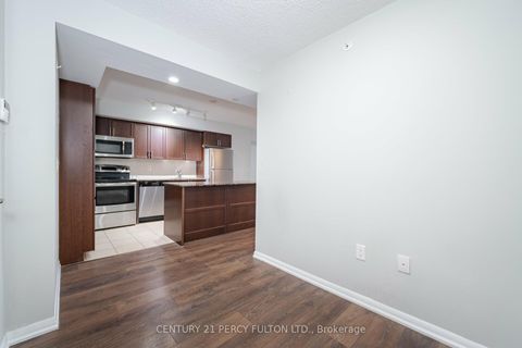 Photo 8 at 501 - 830 Lawrence Avenue W, Glen Park, Toronto