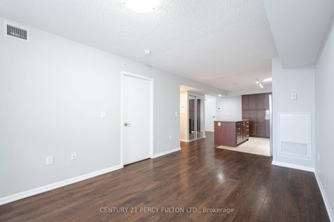 Photo 12 at 501 - 830 Lawrence Avenue W, Glen Park, Toronto