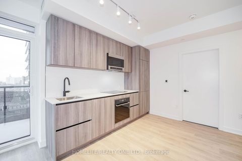 Photo 25 at 1111 - 117 Broadway Avenue, Mount Pleasant West, Toronto