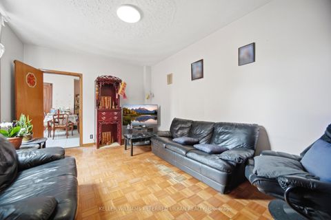 Photo 5 at 174 Lansdowne Avenue, Roncesvalles, Toronto