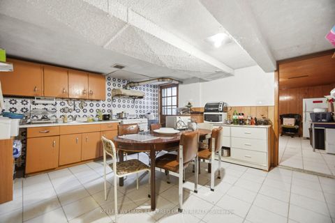 Photo 21 at 174 Lansdowne Avenue, Roncesvalles, Toronto