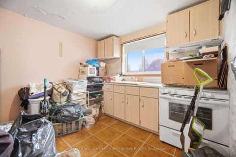 Photo 33 at 174 Lansdowne Avenue, Roncesvalles, Toronto