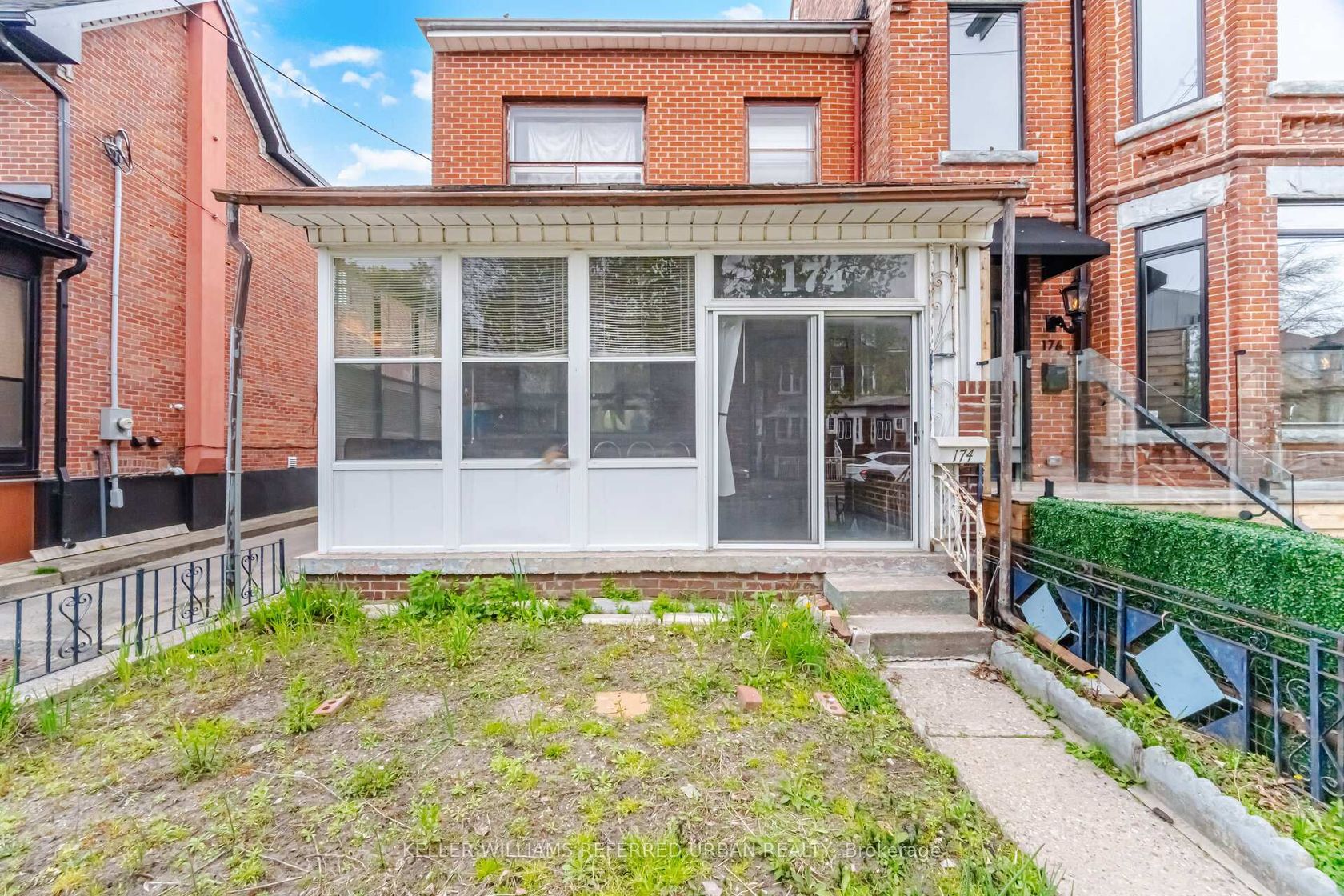 174 Lansdowne Avenue, Roncesvalles, Toronto 
