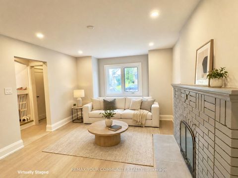 Photo 2 at 351 Fairlawn Avenue, Nortown, Toronto