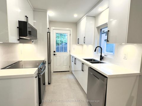 Photo 7 at 351 Fairlawn Avenue, Nortown, Toronto