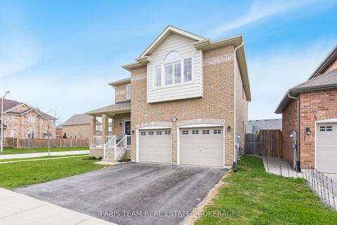Photo 2 at 1396 Butler Street, Alcona, Innisfil