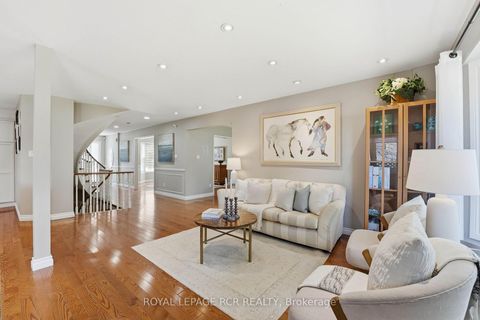 Photo 5 at 46 Tannery Creek Crescent, Aurora Highlands, Aurora