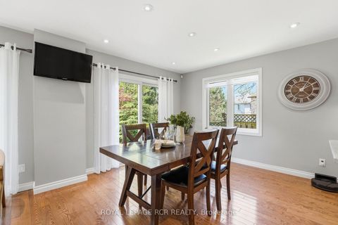 Photo 8 at 46 Tannery Creek Crescent, Aurora Highlands, Aurora
