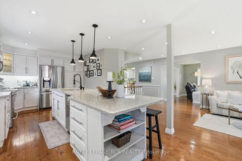 Photo 10 at 46 Tannery Creek Crescent, Aurora Highlands, Aurora