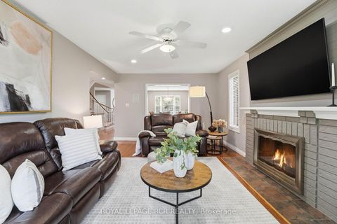 Photo 17 at 46 Tannery Creek Crescent, Aurora Highlands, Aurora