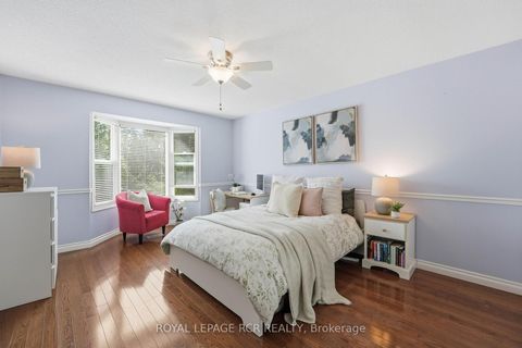 Photo 22 at 46 Tannery Creek Crescent, Aurora Highlands, Aurora
