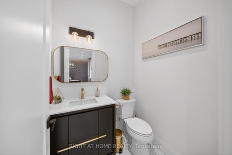 Photo 12 at 17 Exbury Road, CFB, Toronto