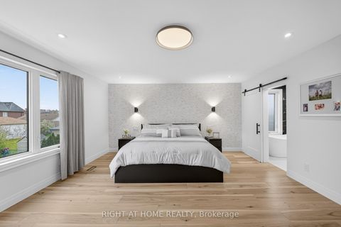 Photo 17 at 17 Exbury Road, CFB, Toronto