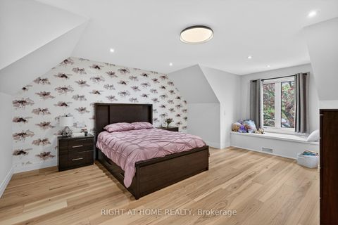 Photo 23 at 17 Exbury Road, CFB, Toronto