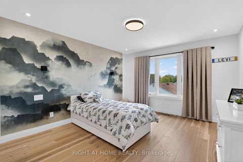 Photo 28 at 17 Exbury Road, CFB, Toronto