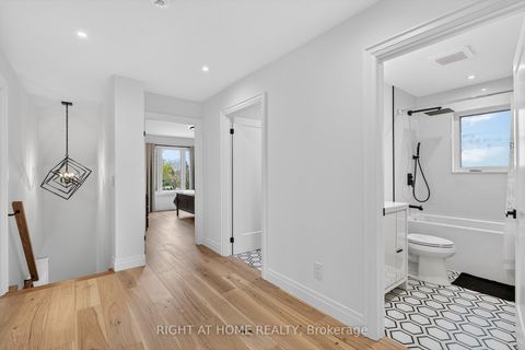 Photo 32 at 17 Exbury Road, CFB, Toronto