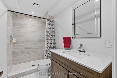 Photo 35 at 17 Exbury Road, CFB, Toronto