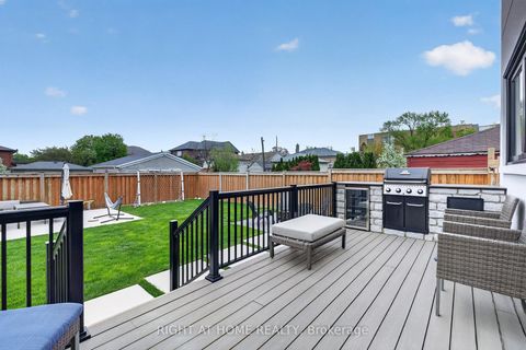 Photo 40 at 17 Exbury Road, CFB, Toronto
