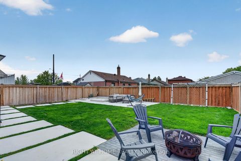 Photo 43 at 17 Exbury Road, CFB, Toronto
