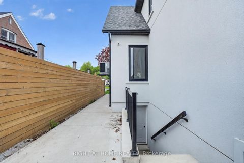 Photo 46 at 17 Exbury Road, CFB, Toronto