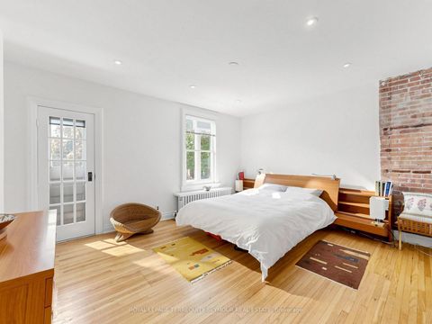Photo 21 at 225 Howland Avenue, Annex, Toronto