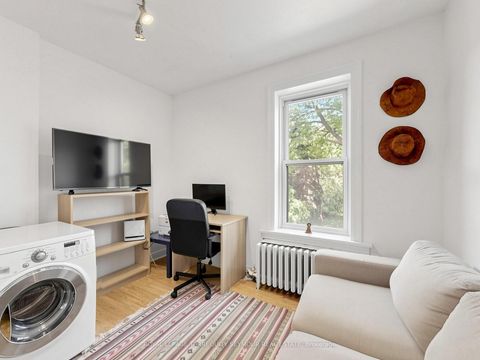 Photo 30 at 225 Howland Avenue, Annex, Toronto