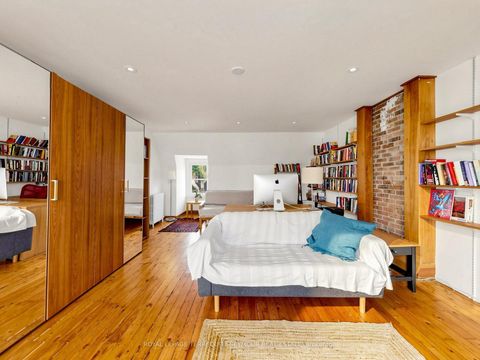 Photo 33 at 225 Howland Avenue, Annex, Toronto