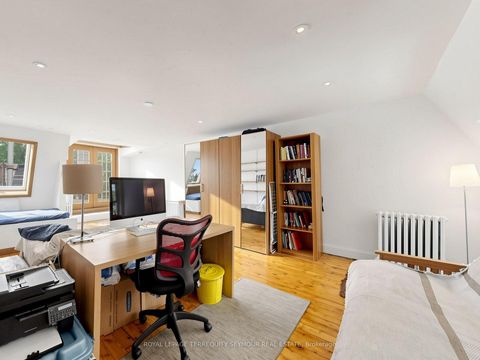 Photo 35 at 225 Howland Avenue, Annex, Toronto