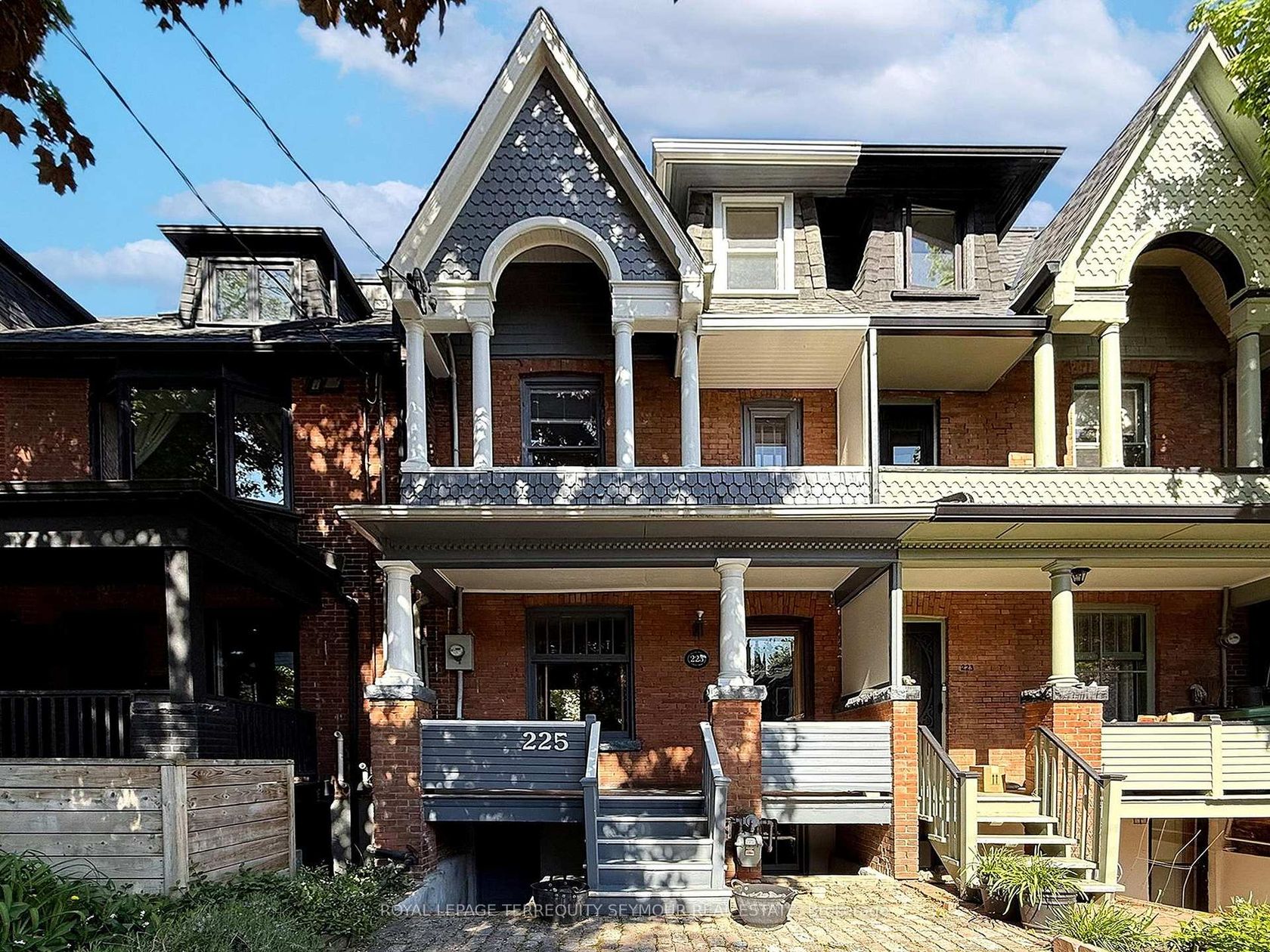 225 Howland Avenue, Annex, Toronto 