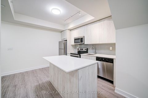 Photo 9 at Th03 - 1350 Kingston Road, Cliffside, Toronto