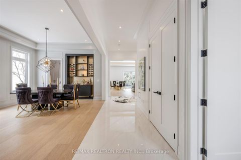 Photo 5 at 32 Cossar Drive, Aurora Highlands, Aurora