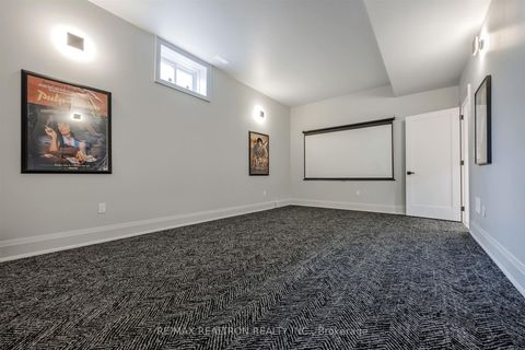 Photo 41 at 32 Cossar Drive, Aurora Highlands, Aurora