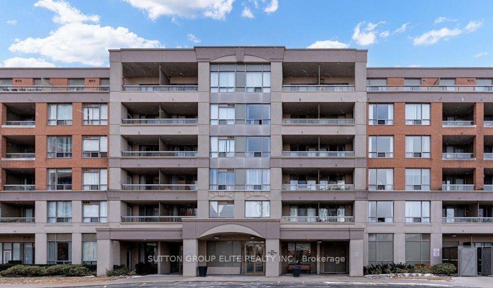 514 - 19 Northern Heights Drive, Langstaff, Richmond Hill photo 1