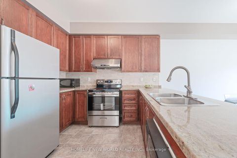 Photo 5 at 47 Ozner Crescent, Vellore Village, Vaughan
