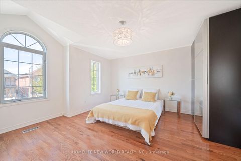 Photo 14 at 47 Ozner Crescent, Vellore Village, Vaughan