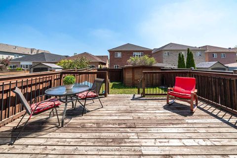 Photo 29 at 47 Ozner Crescent, Vellore Village, Vaughan