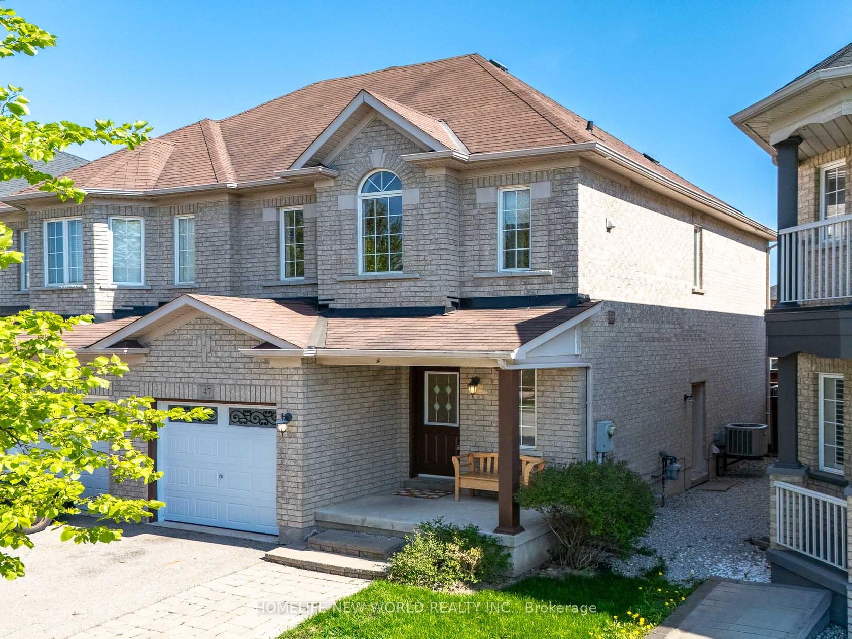47 Ozner Crescent, Vellore Village, Vaughan photo number 2