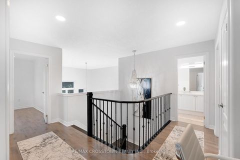 Photo 17 at 11 Kensington Trail, Shore, Barrie