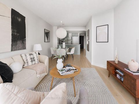 Photo 8 at 1102 - 231 Fort York Boulevard, Niagara, Toronto