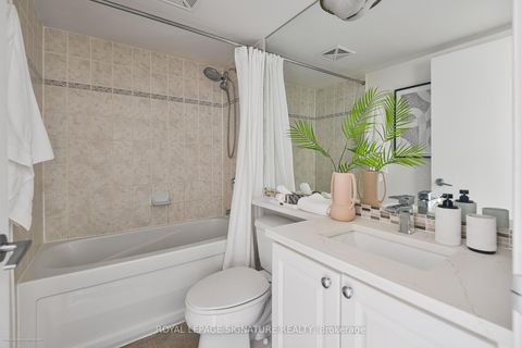 Photo 12 at 1102 - 231 Fort York Boulevard, Niagara, Toronto